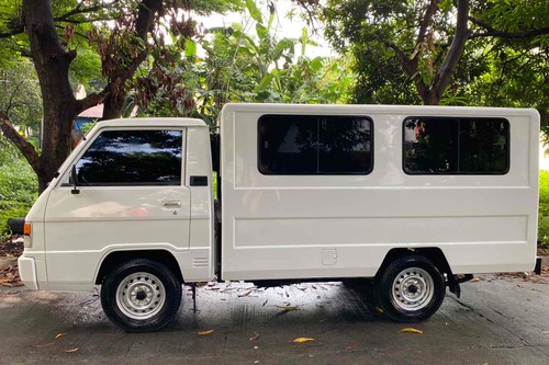 Second hand 2016 Mitsubishi L300 2.5L FB Exceed MT 