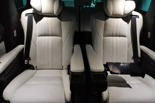 Used 2020 Lexus LM 350 (7-Seater)