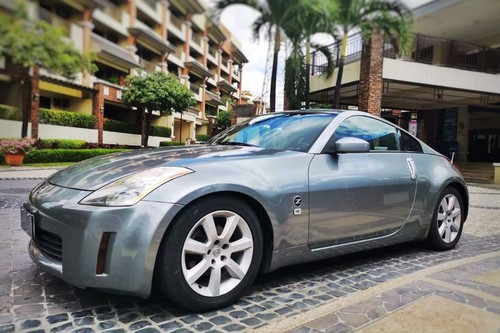 Old 2003 Nissan 350Z 3.5L AT