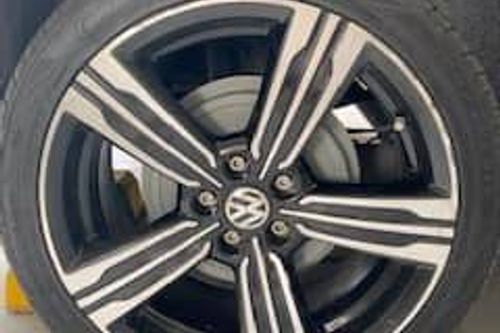 Second hand 2018 Volkswagen Santana 180 MPI AT S 