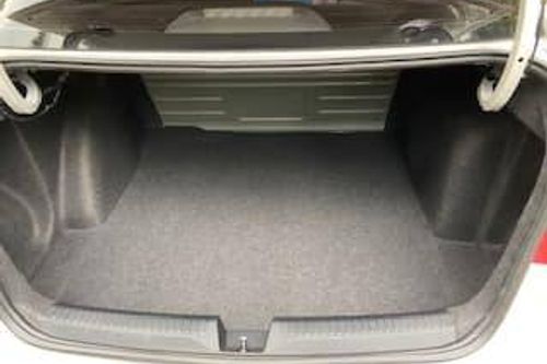 2nd Hand 2018 Volkswagen Santana 180 MPI AT S