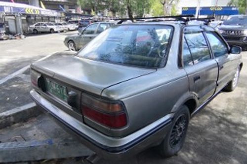 Old 1989 Toyota Corolla 1.3L XE MT