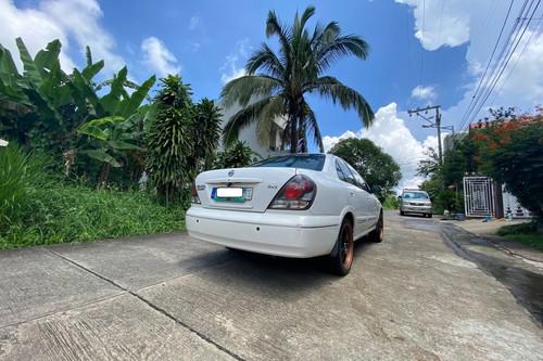 Second hand 2014 Nissan Sentra 1.6L GSX MT 