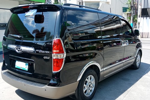 Used 2011 Hyundai Grand Starex 2.5 CRDi GLS 5AT (Dsl-Swivel) 10 Seater