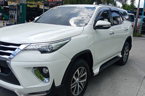 2nd Hand 2017 Toyota Fortuner 2.4 V AT