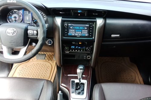 Used 2017 Toyota Fortuner 2.4 V AT