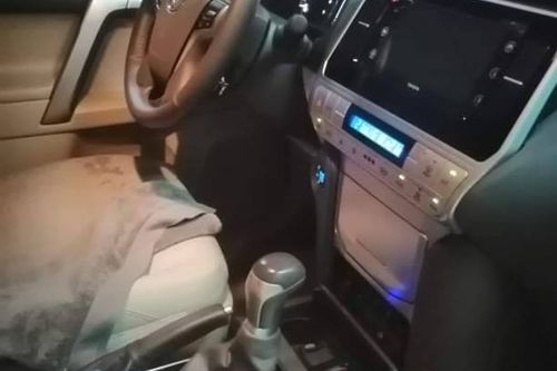 Old 2018 Toyota Land Cruiser Prado 4.0L VX AT