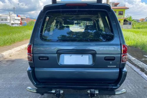 Second hand 2013 Isuzu Crosswind Sportivo MT 