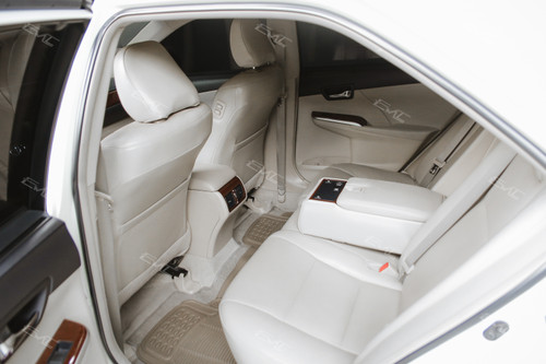 Used 2014 Toyota Camry 2.5 V AT