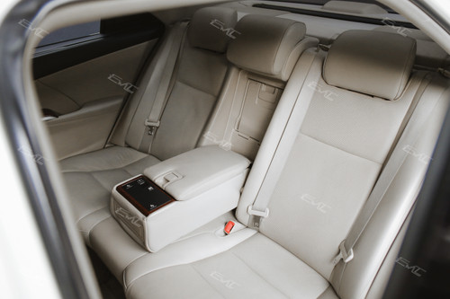 Used 2014 Toyota Camry 2.5 V AT