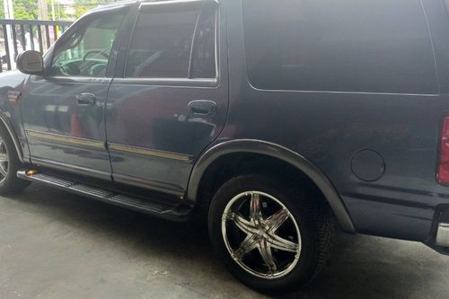 Used 2002 Ford Expedition 3.5 Limited MAX 4WD with Bucket Seats