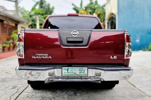 Old 2010 Nissan Frontier Navara 2.5L Krome AT