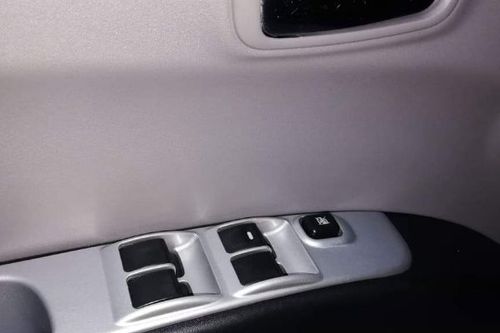 Second hand 2014 Mitsubishi Strada 2.5 GLS-V MT 