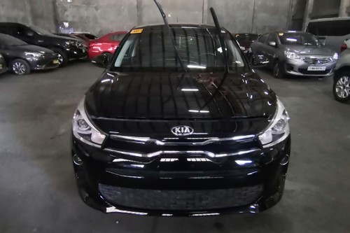 Second hand 2018 Kia Rio Hatchback 1.4 GL AT 