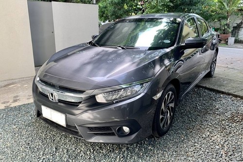 Old 2018 Honda Civic 1.8 E CVT
