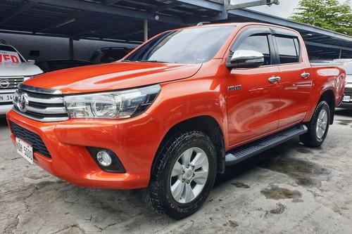 Second hand 2016 Toyota Hilux 2.4 G DSL 4x2 A/T 