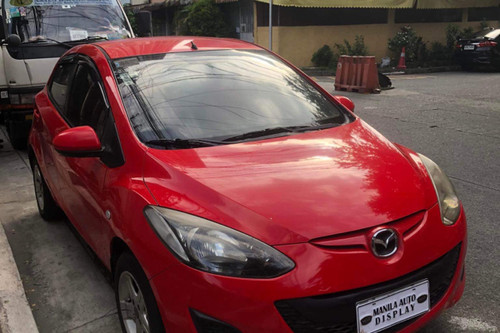 2nd Hand 2015 Mazda 2 Hatchback 1.3L MT