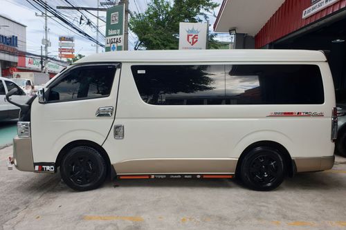 2nd Hand 2017 Toyota Hiace 3.0 GL Grandia AT