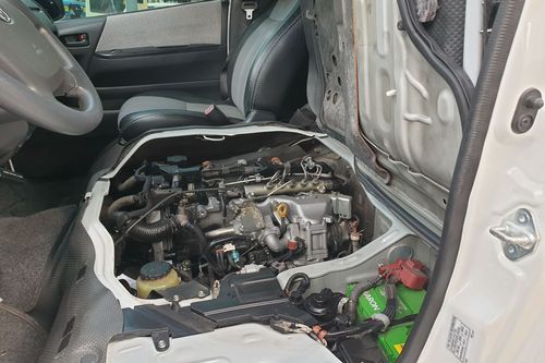 Used 2017 Toyota Hiace 3.0 GL Grandia AT