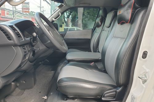 Used 2017 Toyota Hiace 3.0 GL Grandia AT