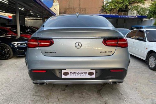 Old 2017 Mercedes-Benz GLE-Class GLE 43