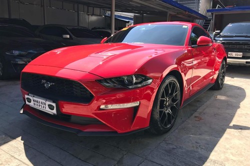 Second hand 2011 Ford Mustang 5.0L V8 GT Premium 
