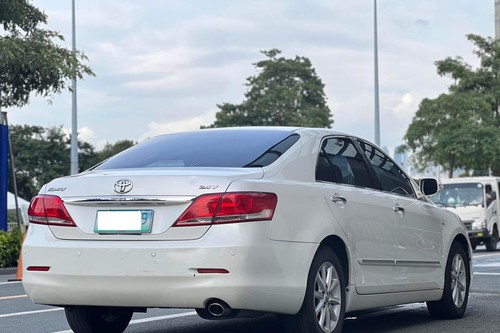 2nd Hand 2010 Toyota Camry 2.4 V AT