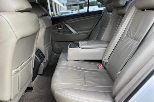 Used 2010 Toyota Camry 2.4 V AT