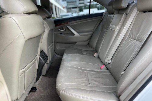 Used 2010 Toyota Camry 2.4 V AT