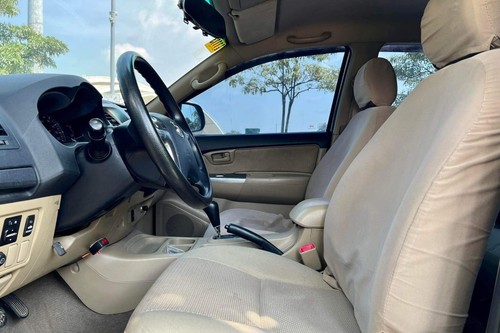 Used 2014 Toyota Hilux 2.5 G 4x2 AT