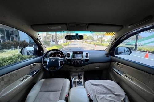 Used 2014 Toyota Hilux 2.5 G 4x2 AT