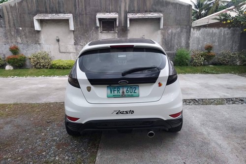 Old 2013 Ford Fiesta Hatchback 1.4L Trend MT