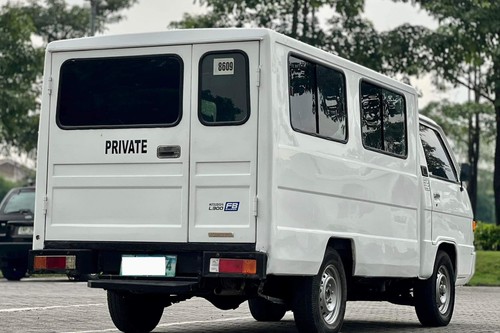 Second hand 2012 Mitsubishi L300 2.5L FB Exceed MT 