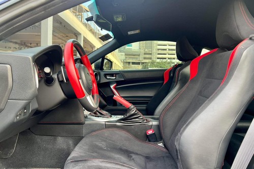 Used 2015 Toyota 86 2.0L AT