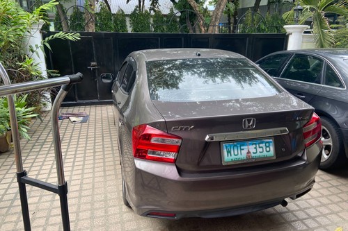 Old 2013 Honda City 1.5 E MT