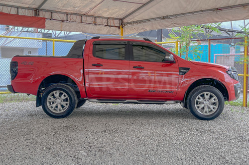 Second hand 2014 Ford Ranger Wildtrak 2.2L 4x4 AT 
