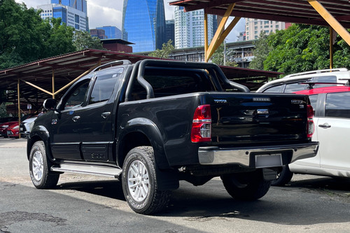 Old 2014 Toyota Hilux 3.0 G 4x4 AT