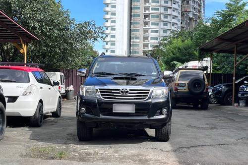 Second hand 2014 Toyota Hilux 3.0 G 4x4 AT 