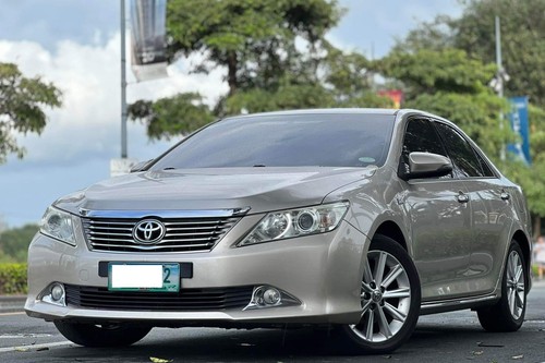 Used 2013 Toyota Camry 2.5 V AT