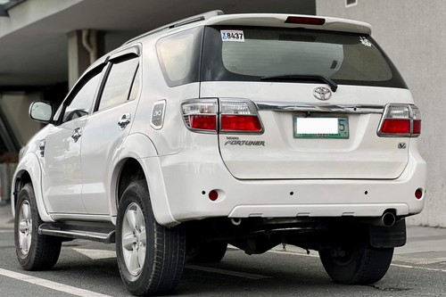 2nd Hand 2010 Toyota Fortuner 3.0 V AT