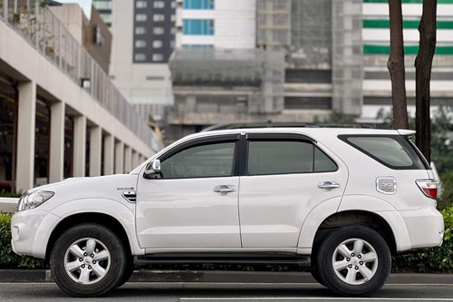 Used 2010 Toyota Fortuner 3.0 V AT