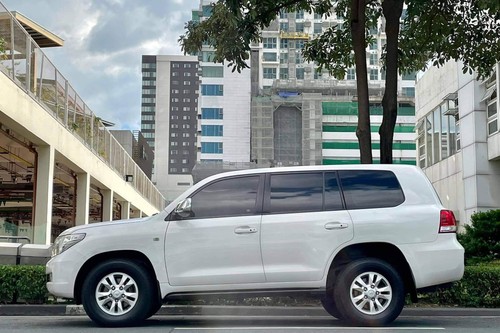 Old 2008 Toyota Land Cruiser 200 4.5L VX AT