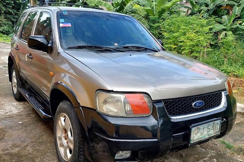Second hand 2002 Ford Escape 2.0L XLT AT 