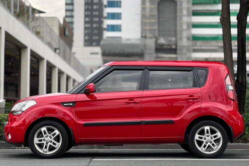 Used 2011 Kia Soul LX 1.6 L AT