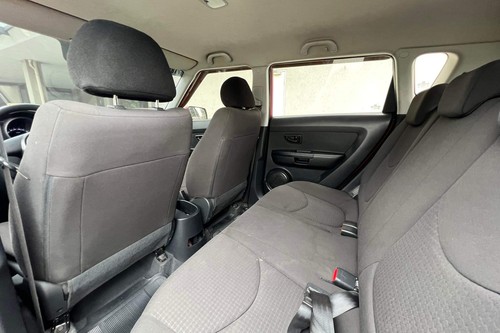 Used 2011 Kia Soul LX 1.6 L AT