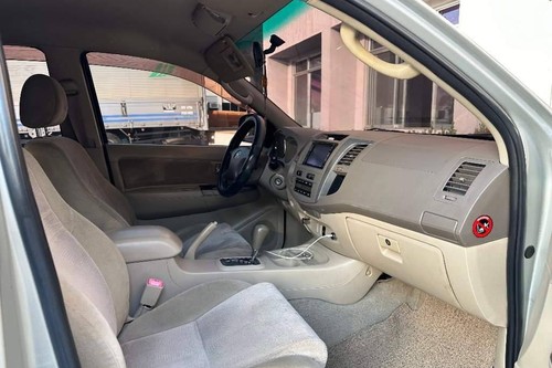 Second hand 2006 Toyota Fortuner 2.7 G Gas A/T 