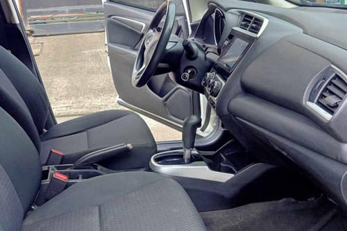 Second hand 2018 Honda Jazz 1.5 V CVT 