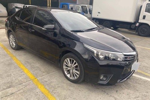 Second hand 2015 Toyota Corolla Altis 1.6 G CVT 