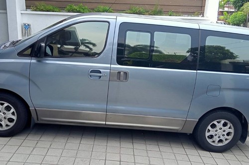 Second hand 2009 Hyundai Grand Starex 2.5L CRDI AT PLATINUM 