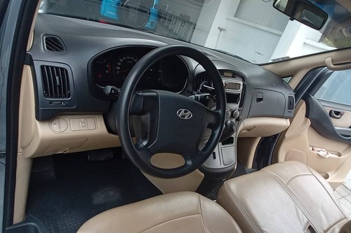 Used 2009 Hyundai Grand Starex 2.5L CRDI AT PLATINUM